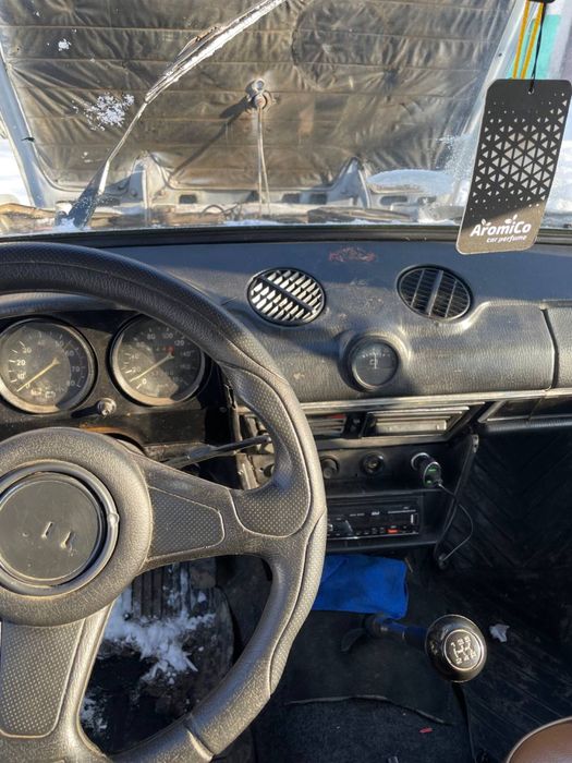 Продам ваз 2106