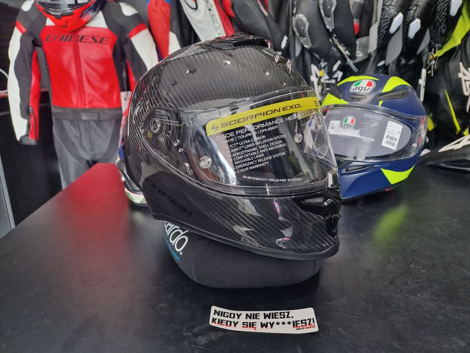 MotoSzafa Kask SCORPION EXO-R1 EVO CARBON AIR SOLID !gratisy/raty!