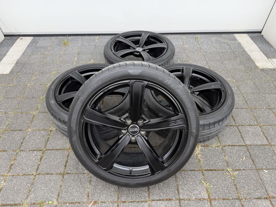 Koła letnie Range Rover Sport 275/40R22 DUNLOP SP QUATTROOMAXX