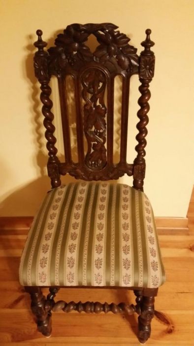 Antyk skandynawskie krzesła ręcznie rzeźbione