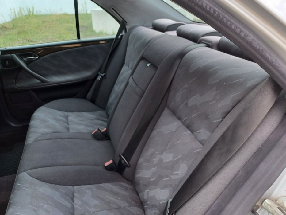 Mercedes e 220 cdi avangarde