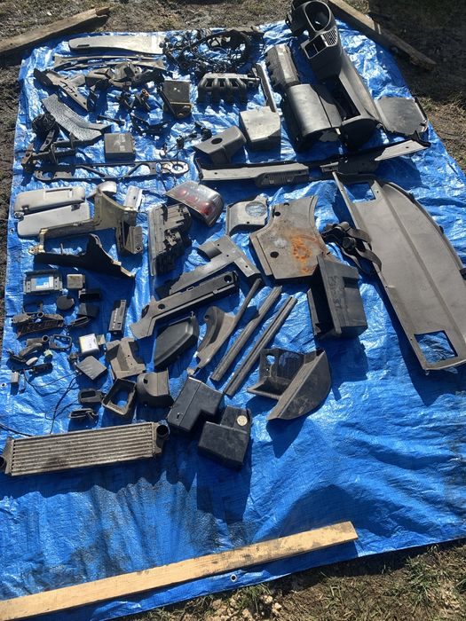 Запчастини БМВ E36 318tds m41 Бампери