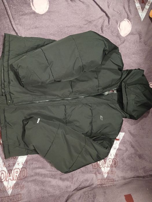 Зимова куртка для чоловіків