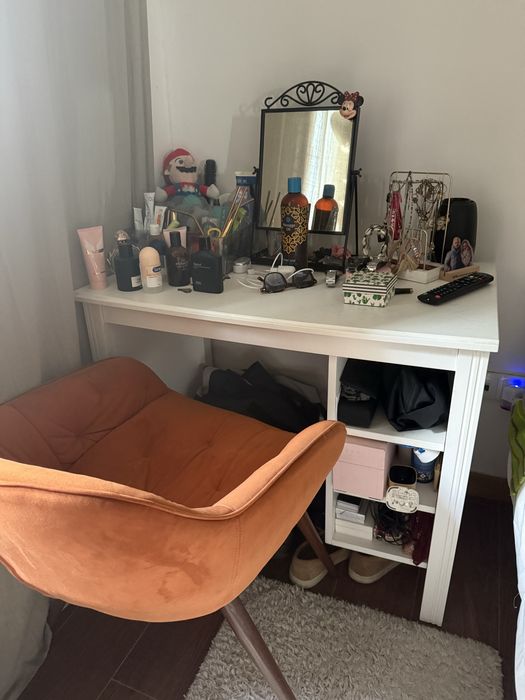 Secretaria ou tocador