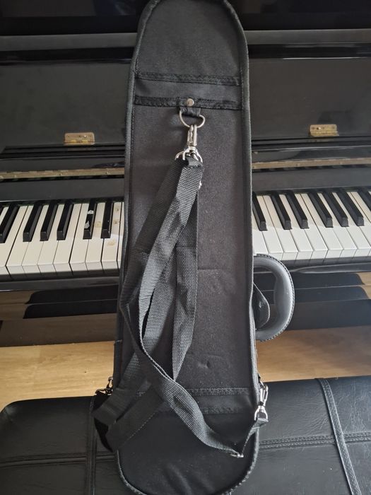 Violino 1/4 Valencia – Afinado, com estojo, arco e resina