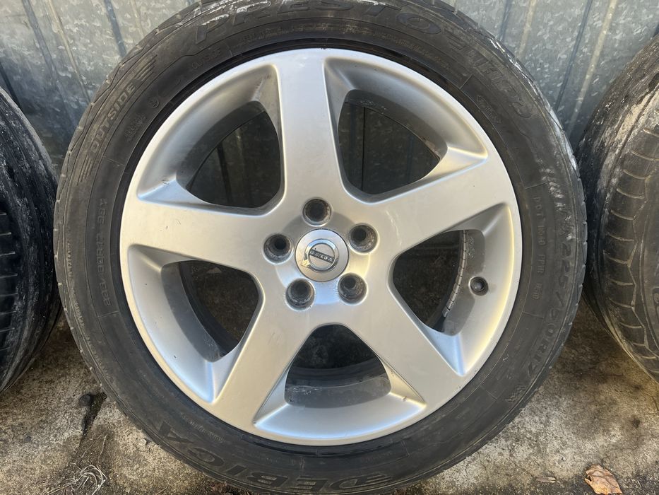 Koła/felgi volvo 17 cali p3 5x108 63,4