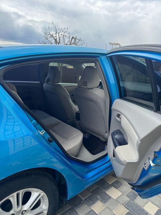 Автомобіль Honda Insight
