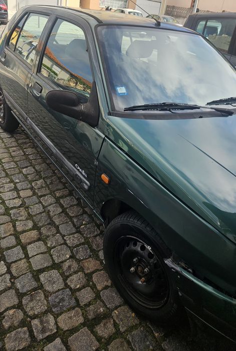 Clio Renault Porto foto 4
