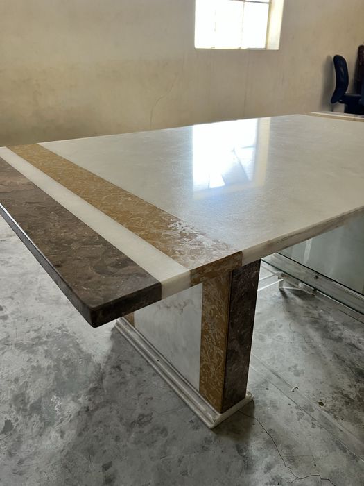 Mesa em Mármore - Pedro Guimarães