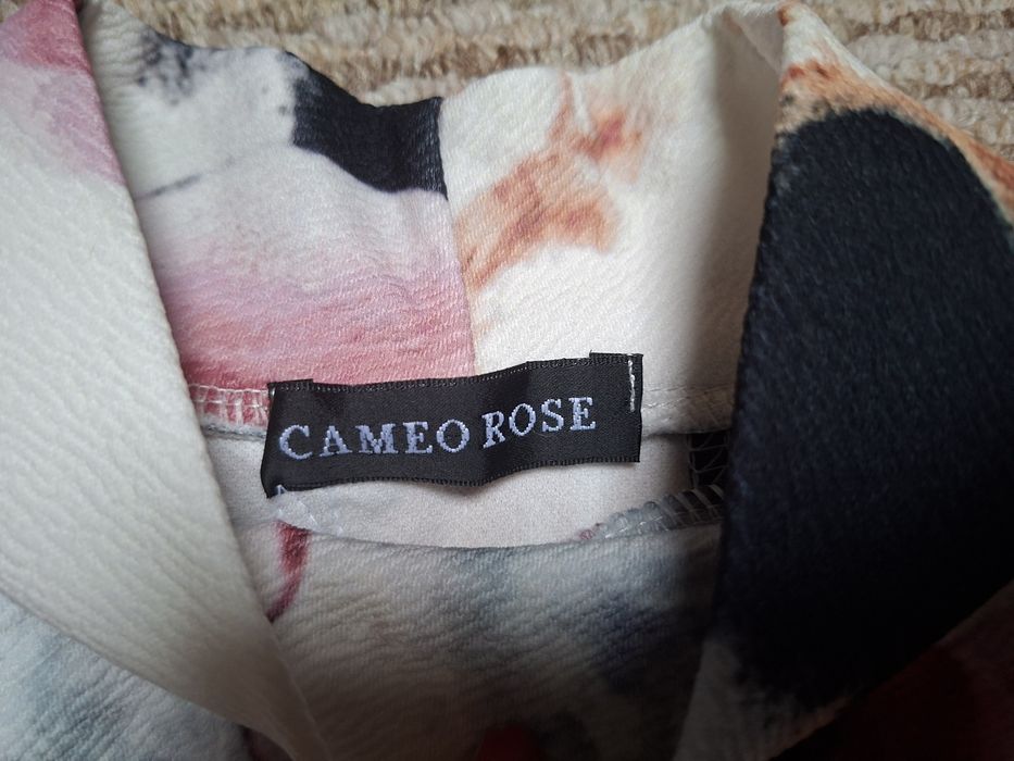 Sukienka Cameo Rose r. M w kwiaty