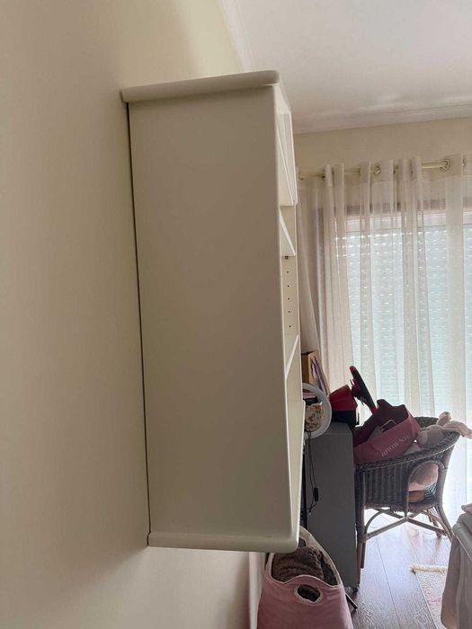 Casinha de madeira lacada branco mate