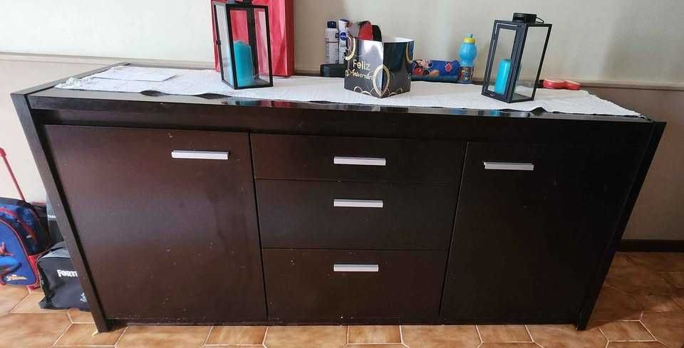 Aparador sala castanho escuro