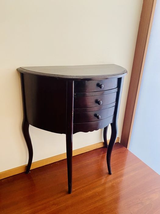 Mesa de apoio decorativa