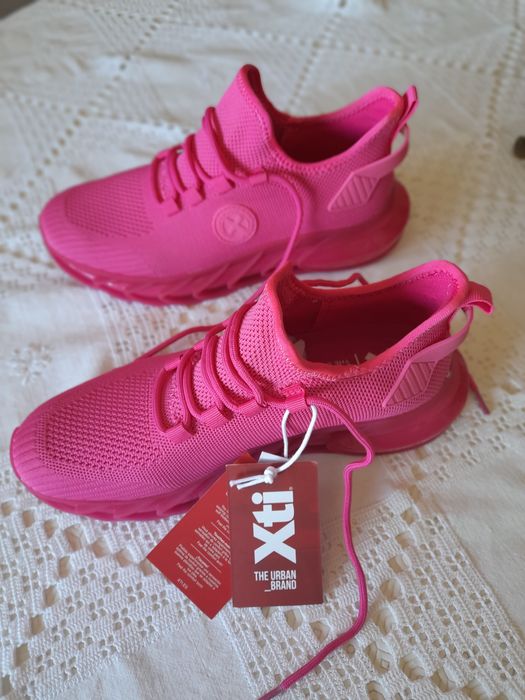 Sapatilhas novas mulher 39