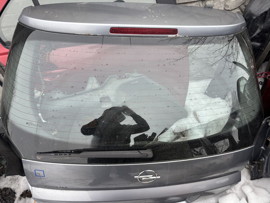 Кришка багажніка Opel Signum