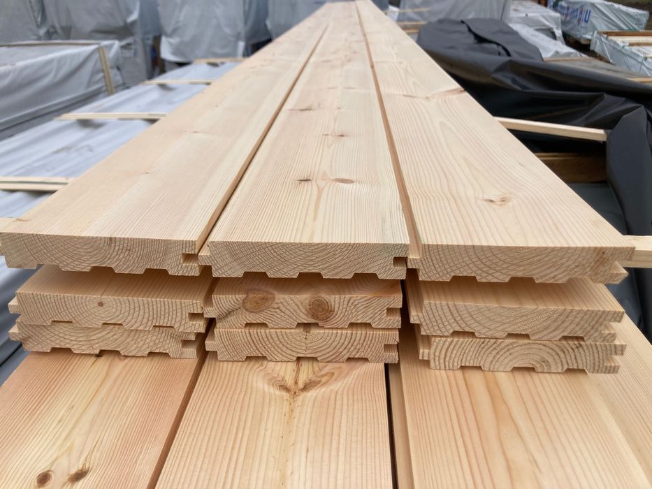 Deska podłogowa 28x146mm klasa C sosna skandynawska