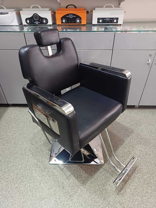 Перукарське крісло HB-A058 чорне (шкірозамінник) на гідравліці