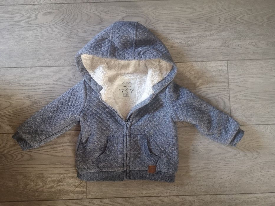 Bluza z kapturem z futerkiem