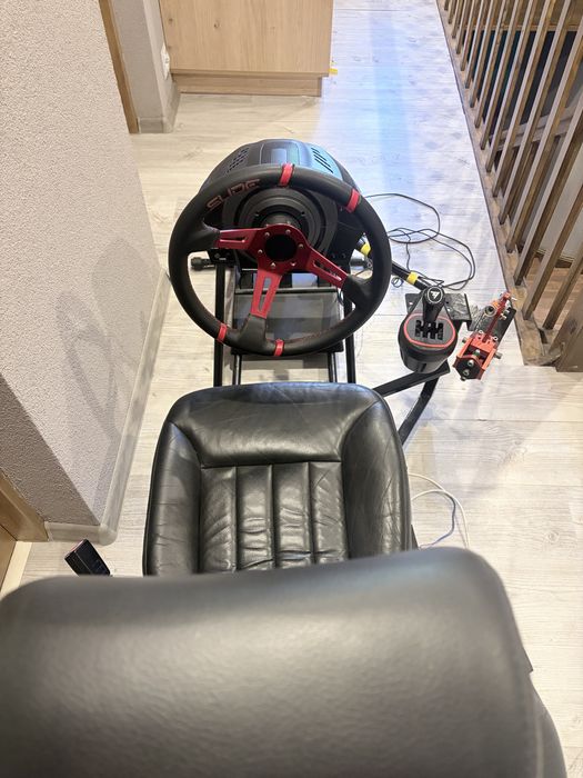 Kierownica thrustmaster t300rs z stelażem i shifterem