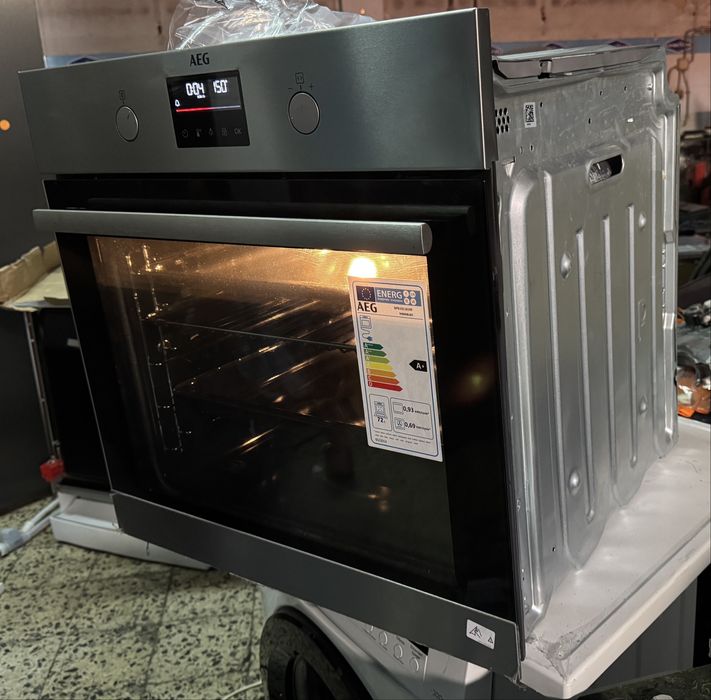 Forno AEG BPS331160M (71 L - 59.5 cm - Pirolítico - Inox)