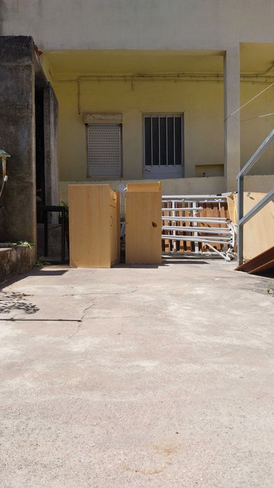 Camas em 2 mão para idosos