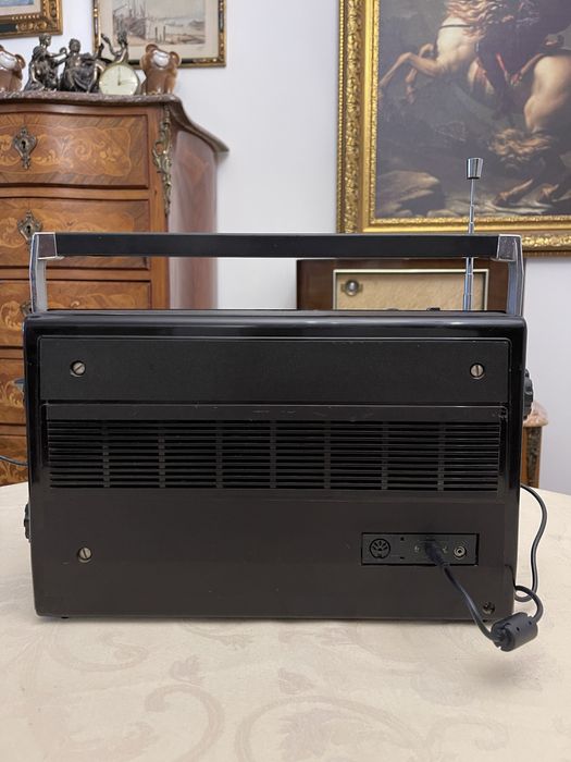 Радіоприймач VEF- SPIDOLA  232