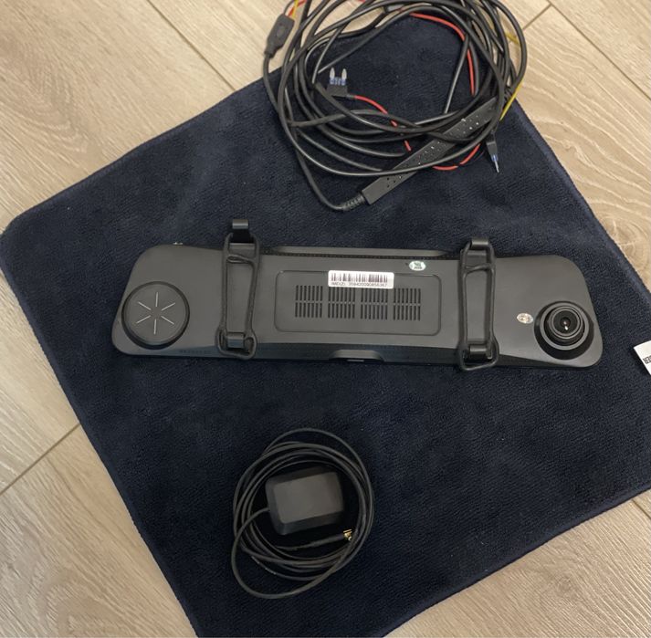 Автомобільний відеорегистратор. Дзеркало 12"