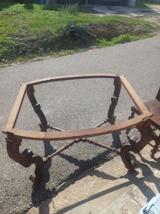 Mesa e 6 cadeiras VENDO A MELHOR OFERTA