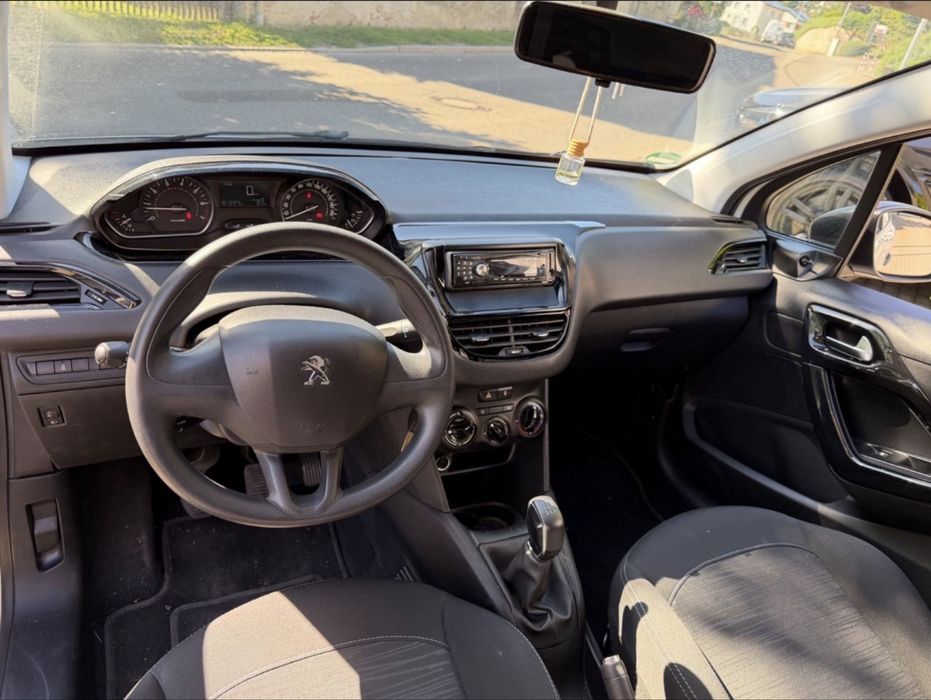 Peugeot 208 1.0. — foto 6