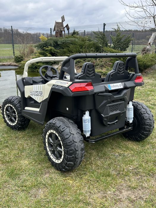 Auto na akumulator A032 Szary 4 x 200 Watt 24 Volt Pilot Dwuosobowy