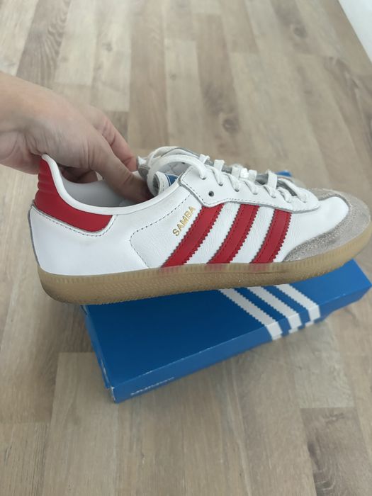 Samba vermelhos originais em pele n36,5