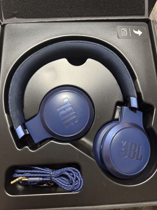 Наушники JBL Live 460NC Blue