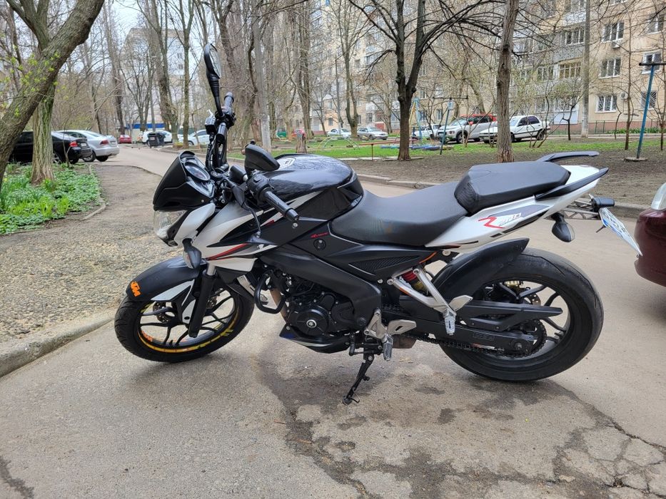 Bajaj pulsar ns200