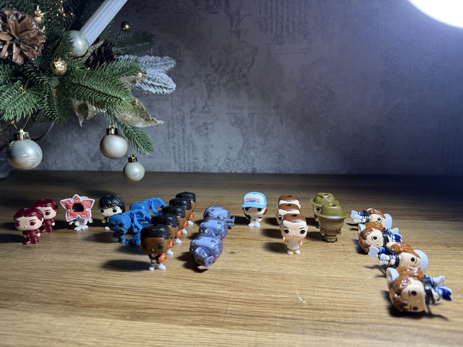 Обміняю фігурки 10 фігурок дивні дива кіндер джой на 1 фігурку Віла.