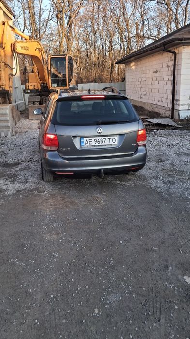 Продам Фольцваген Golf 1,4