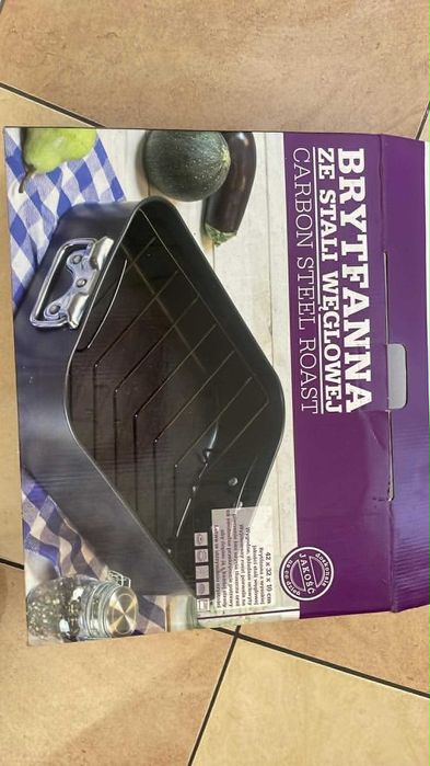 Brytfanna z rusztem ze stali węglowej