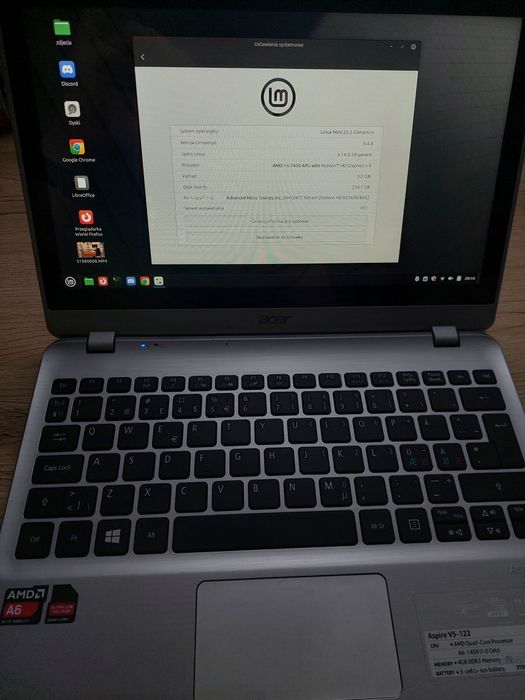 Sprzedam laptopa acer v5 122