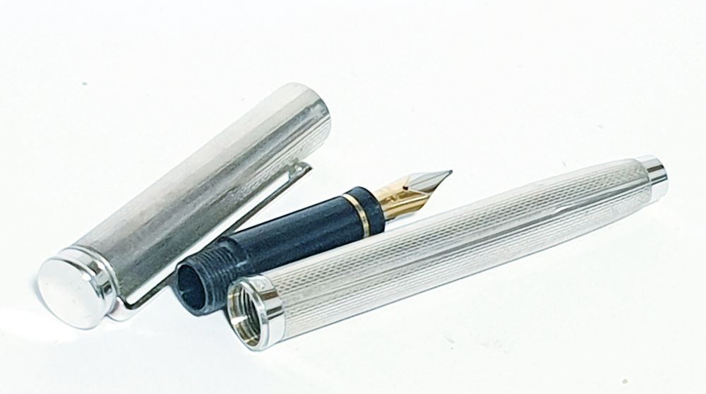 fantástica caneta de tinta permanente Pedro Durón em prata 925