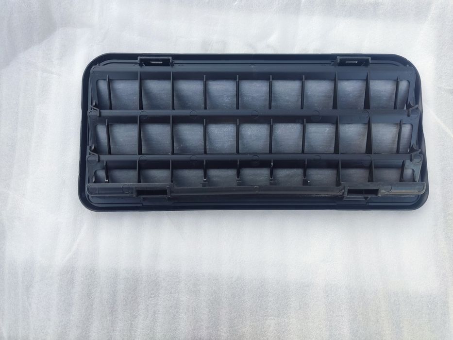 Клапан вентиляції салона Тесла 3 Y tesla