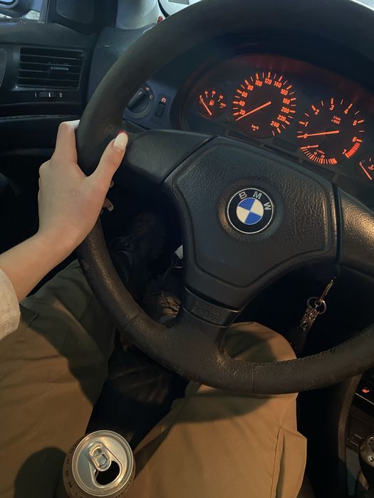 Bmw e39 525 м50б25