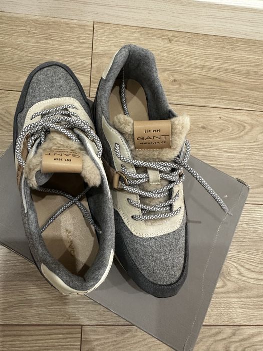 Продам жіночі замшеві кросівки Gant розмір 40