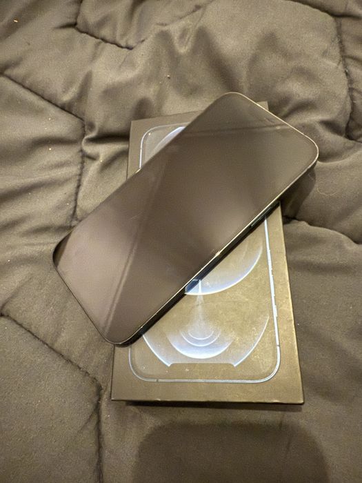 Venda Iphone 12 Pro Max. Ler. Notas