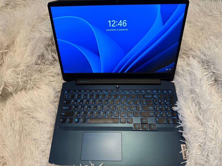 Laptop Gaming Lenovo