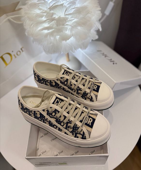 стильні кеди Dior