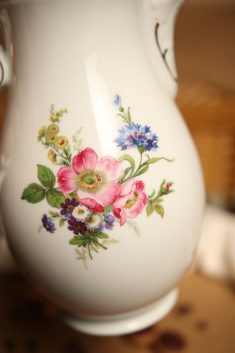 Dzbanek Furstenberg kwiaty porcelana imbryk