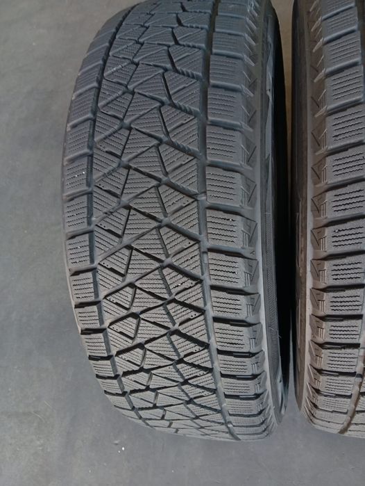 Bridgestone Blizzak DM-V2 R18 225/60 100S зимові шини 24рік комплект Японія виробник 8мм