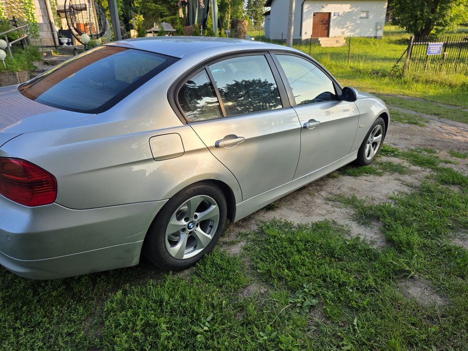 BMW E90 318I benzyna +gaz