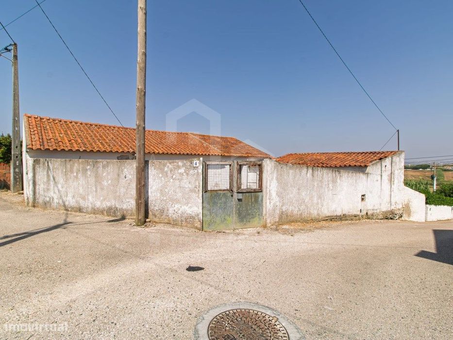 Vende Moradia T1 - Ericeira 17 Km, A Casa das Casas