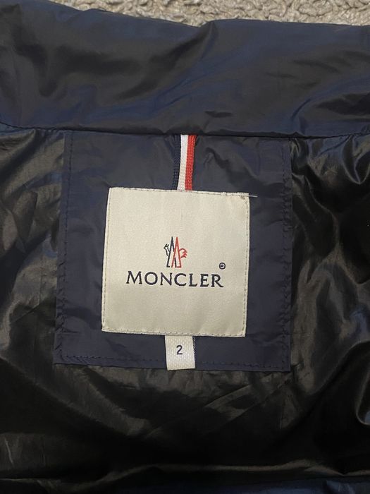 Жилетка синя Moncler