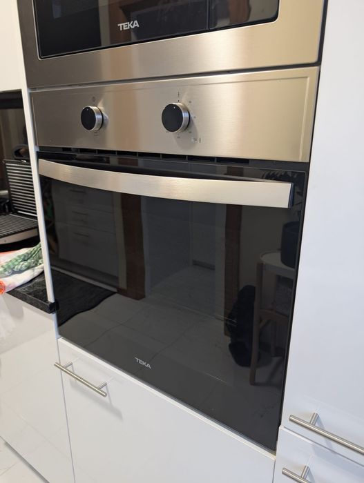 Forno Teka encastrado